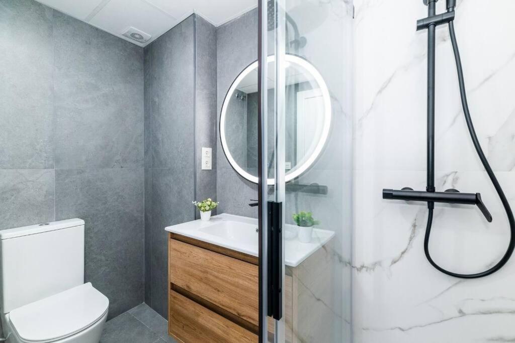 Modern Apartment Close To The City Center And Alhambra Granada Exteriér fotografie