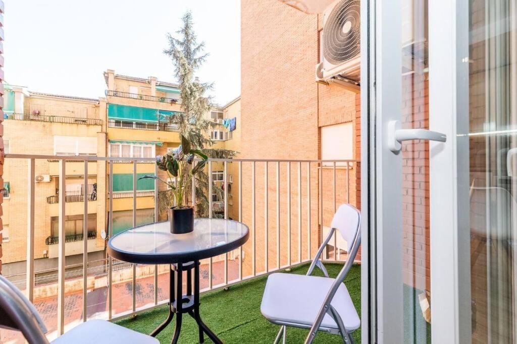 Modern Apartment Close To The City Center And Alhambra Granada Exteriér fotografie